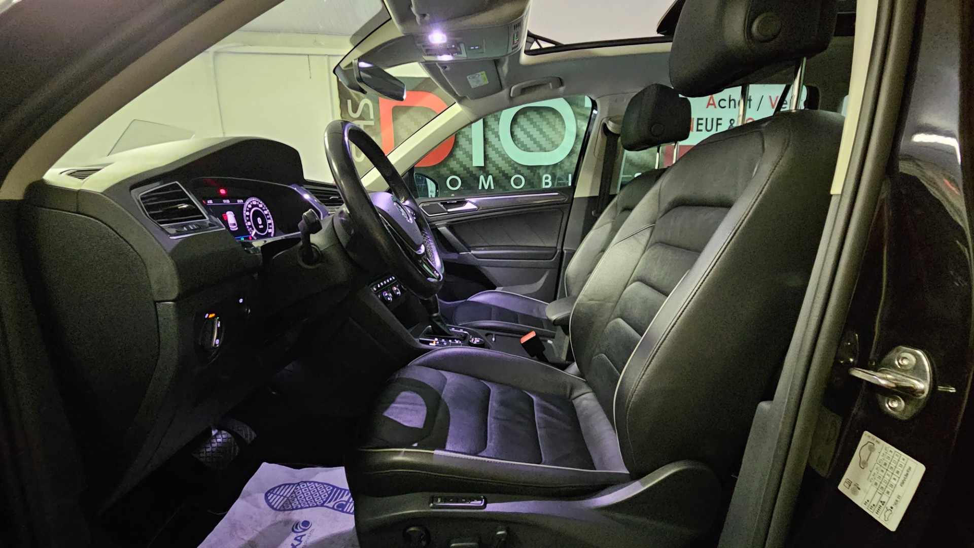 Volkswagen Tiguan - vue 1