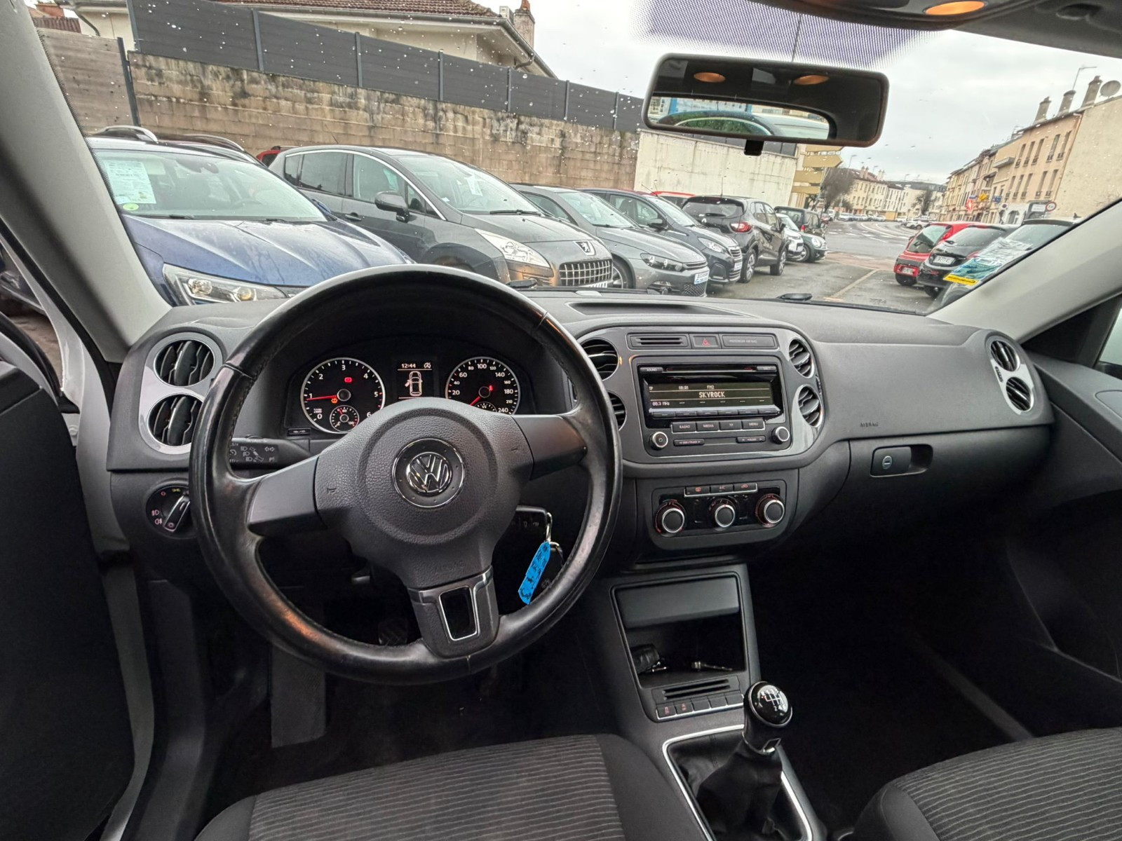 Volkswagen Tiguan - vue 1