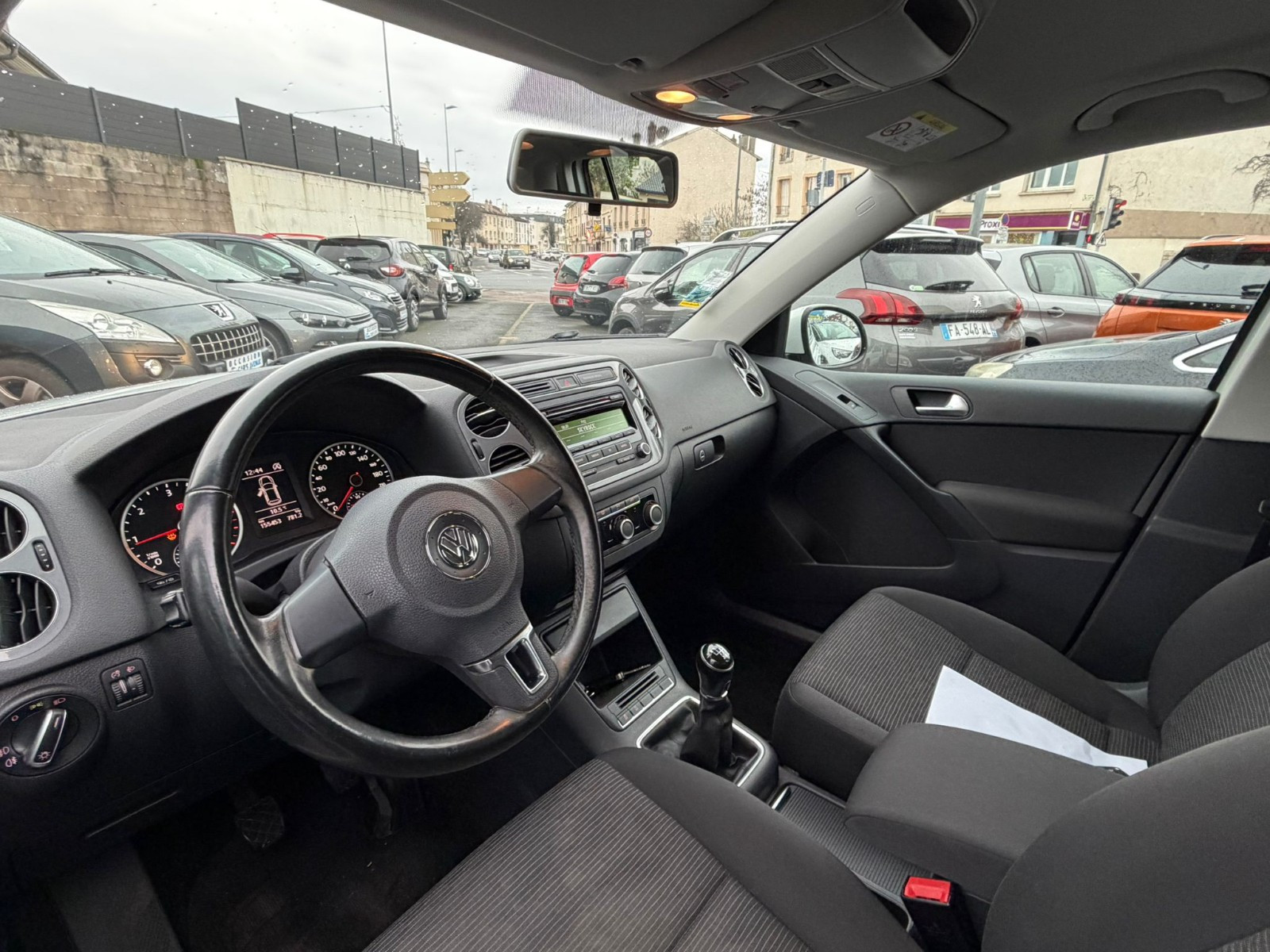 Volkswagen Tiguan - vue 1