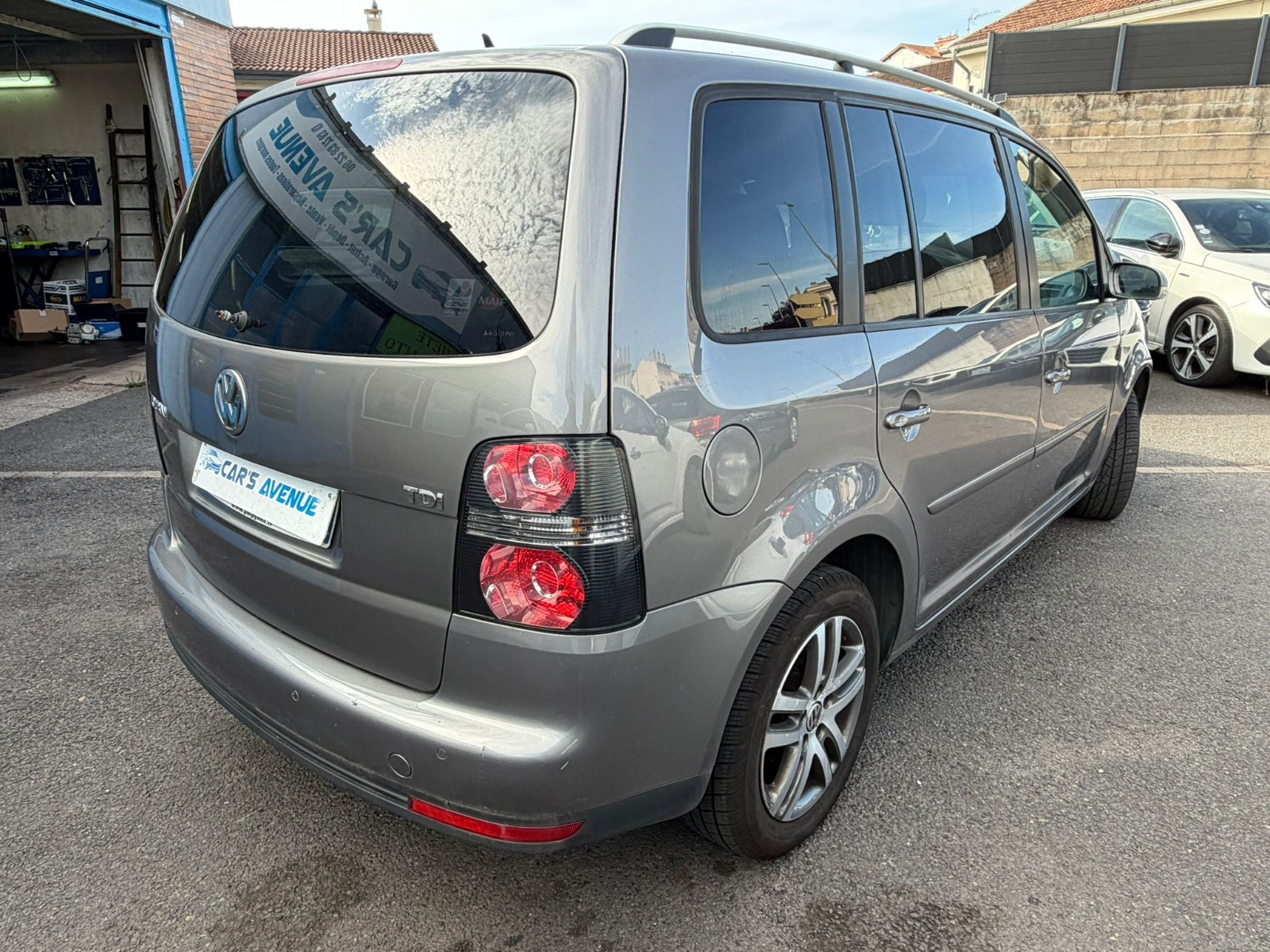 Volkswagen Touran - vue 1