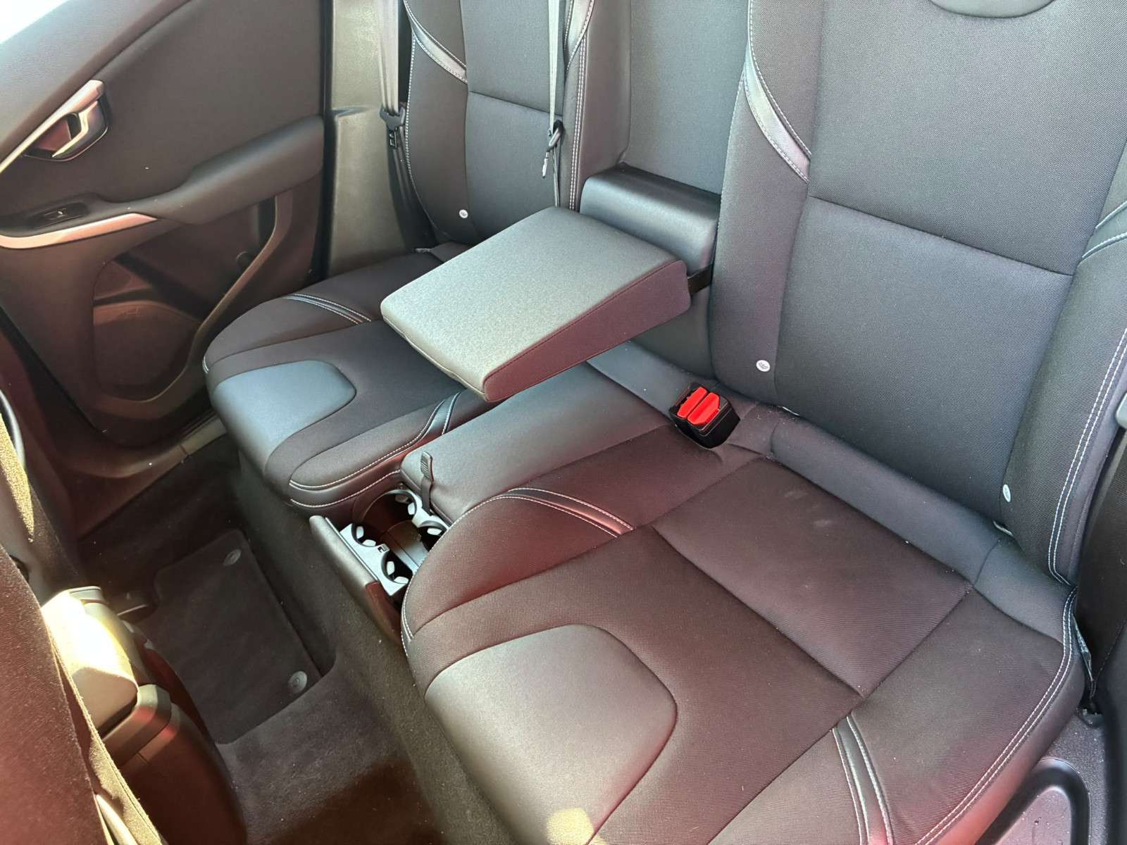 Volvo V40 D2 120ch Momentum Geartronic — photo 20