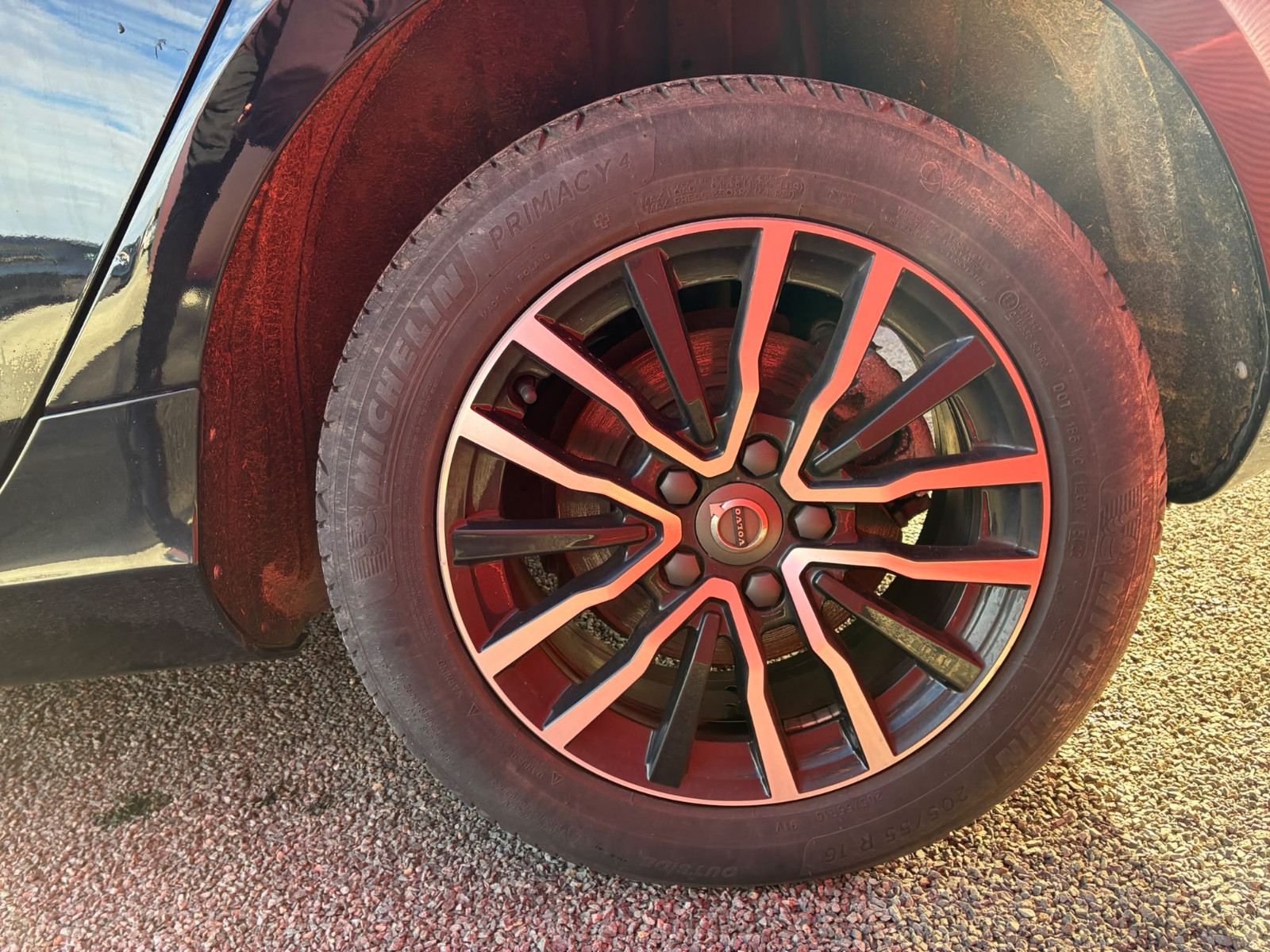 Volvo V40 D2 120ch Momentum Geartronic — photo 37