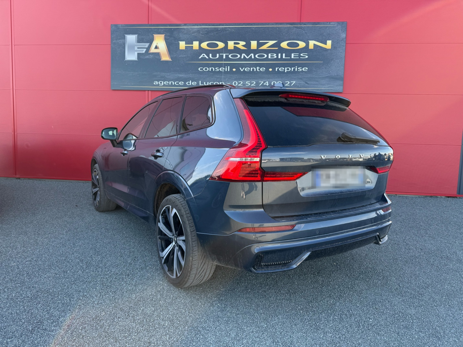 Volvo XC60 2.0 T6 HYBRID 340 CH R-DESIGN – GARANTIE 12 MOIS — photo 4