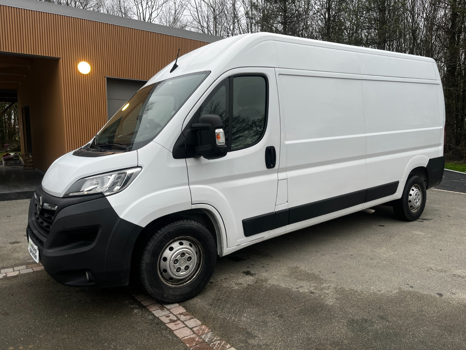 Opel Movano  2.2 163ch Pack business L3H2 19166 HT HABILLAGE BOIS 
