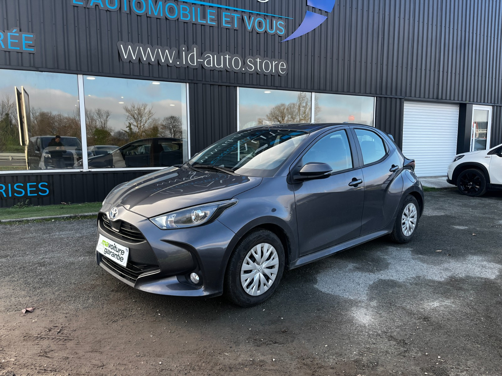 Toyota Yaris 1.5 116 CH Hybrid Dynamic Business 