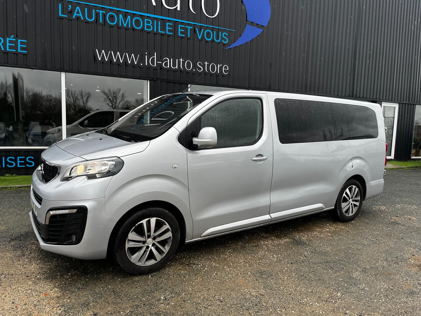 Peugeot TRAVELLER 1.6 116 CH BUSINESS 
